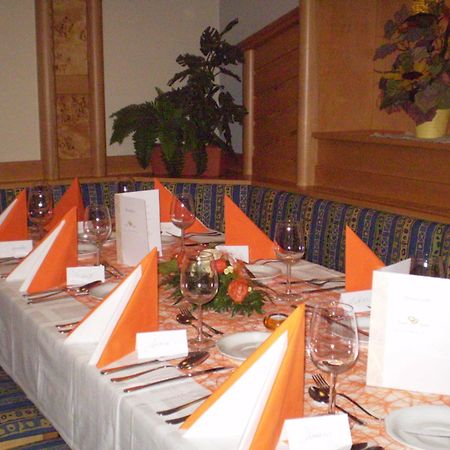 Gasthaus Hotel Feldschlange Ried im Innkreis Bagian luar foto