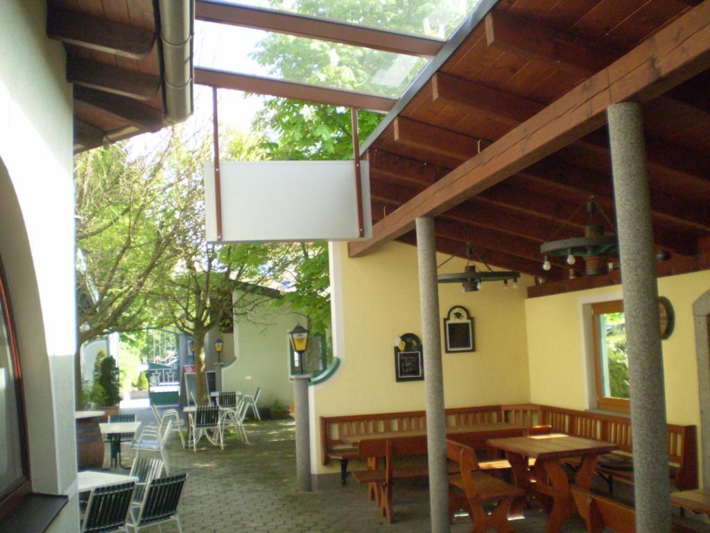 Gasthaus Hotel Feldschlange Ried im Innkreis Bagian luar foto
