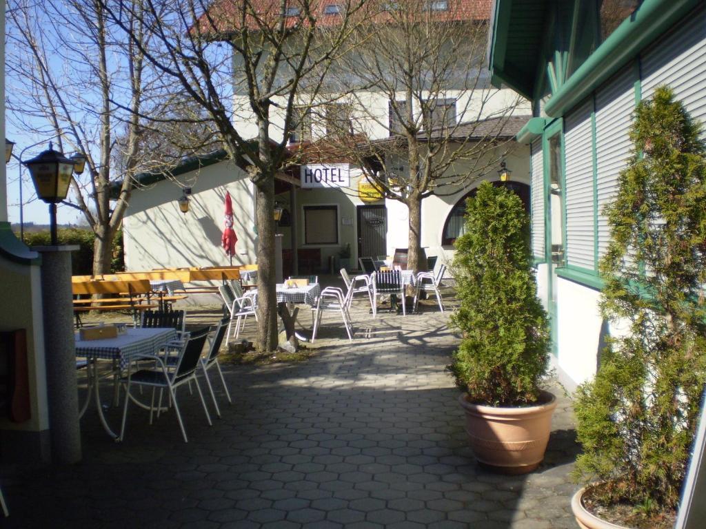 Gasthaus Hotel Feldschlange Ried im Innkreis Bagian luar foto